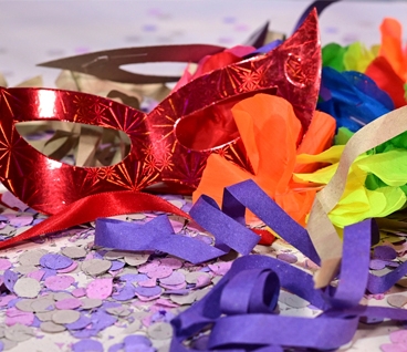 checklist-de-compras-para-o-carnaval-tudo-o-que-voce-precisa-para-cair-na